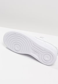 Nike Sportswear AIR FORCE 1 - Sapatilhas - white