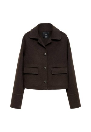 Veste courte en mélange de laine marron avec un col, fermeture à boutons sur le devant et deux poches à rabat. Présente des manches longues avec des détails aux poignets.