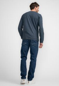 Petrol Industries - Bluzka z długim rękawem