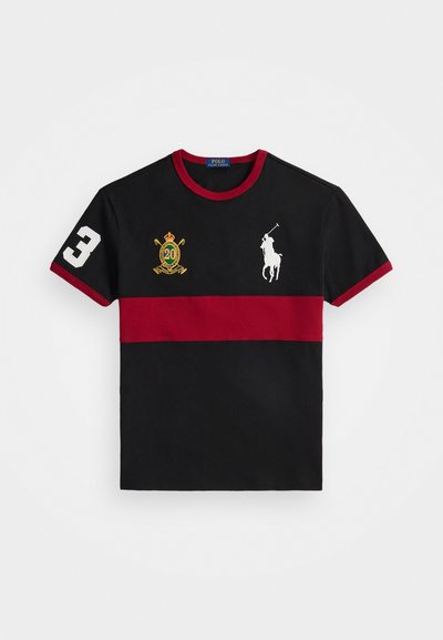 Polo Ralph Lauren CUSTOM SLIM FIT 20TH ANNIVERSARY T-SHIRT - Potiskana majica - black/holiday red