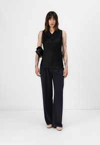 TWINSET Bluse - nero