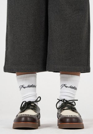 PROHIBITED, THE SOCKS (3PACK) UNISEX - Sokken - off-white