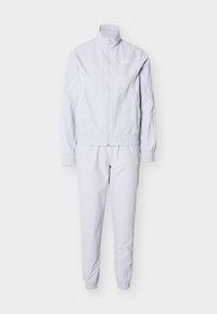 Sélectionné, vibrant silver-coloured