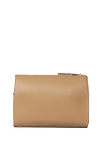 Borsa a tracolla in pelle beige con forma rettangolare elegante, texture liscia e dettaglio con zip argentata sulla parte superiore. Design minimalista senza pattern visibili.