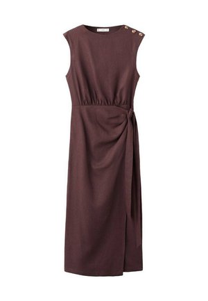 Brun hørkjole med tilpasset talje, slå-om-design, sidebind, ærmeløs silhuet og tre dekorative knapper på skulderen.