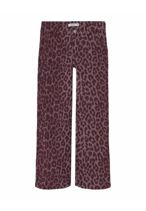 Pantaloni a palazzo con stampa leopardata in una combinazione di colori borgogna e marrone. Presentano una chiusura con bottone e un classico design a cinque tasche.