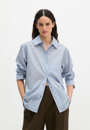 Marc O'Polo, BLOUSE, LONG SHIRT, BUTTONED SLITS, HIGH CUFFS, LONG SLEEVE, SOLID - Button-down blouse - morning blue