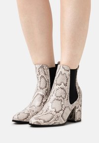 Even&Odd Classic ankle boots - multi-coloured