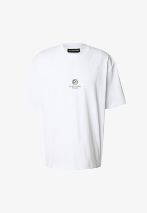 Fehér pamut póló rövid ujjal, kerek nyakkivágással és középen egy szürke logóval, amelyen a "VALUES & VISIONS PEGADOR" felirat olvasható.