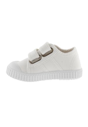 Trainers - white