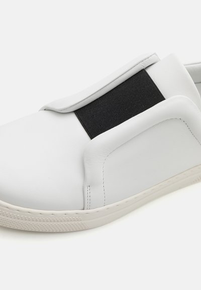 Pierre Hardy SLIDER - Trainers - white/black classique