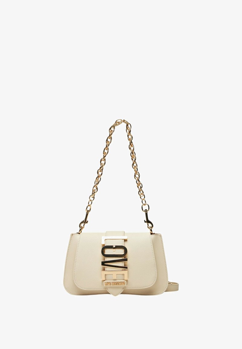 Hellebeige Lederhandtasche mit einem goldenen Kettenriemen, auf der Vorderseite mit einem auffälligen schwarzen und goldenen "LOVE"-Logo und einer strukturierten Form.
