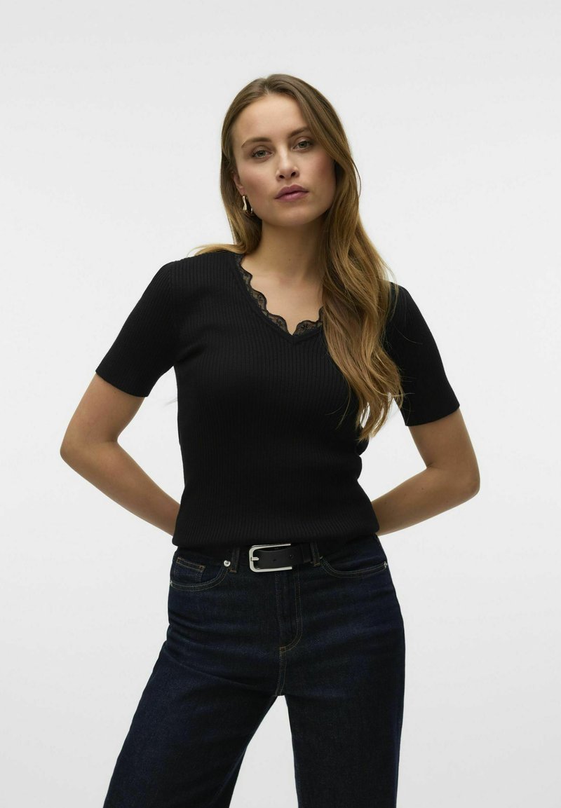 Vero Moda Potiskana majica - black