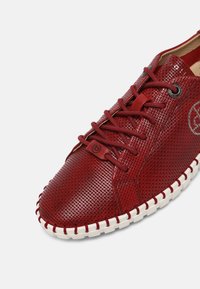 bugatti BALI - Sneaker low - red