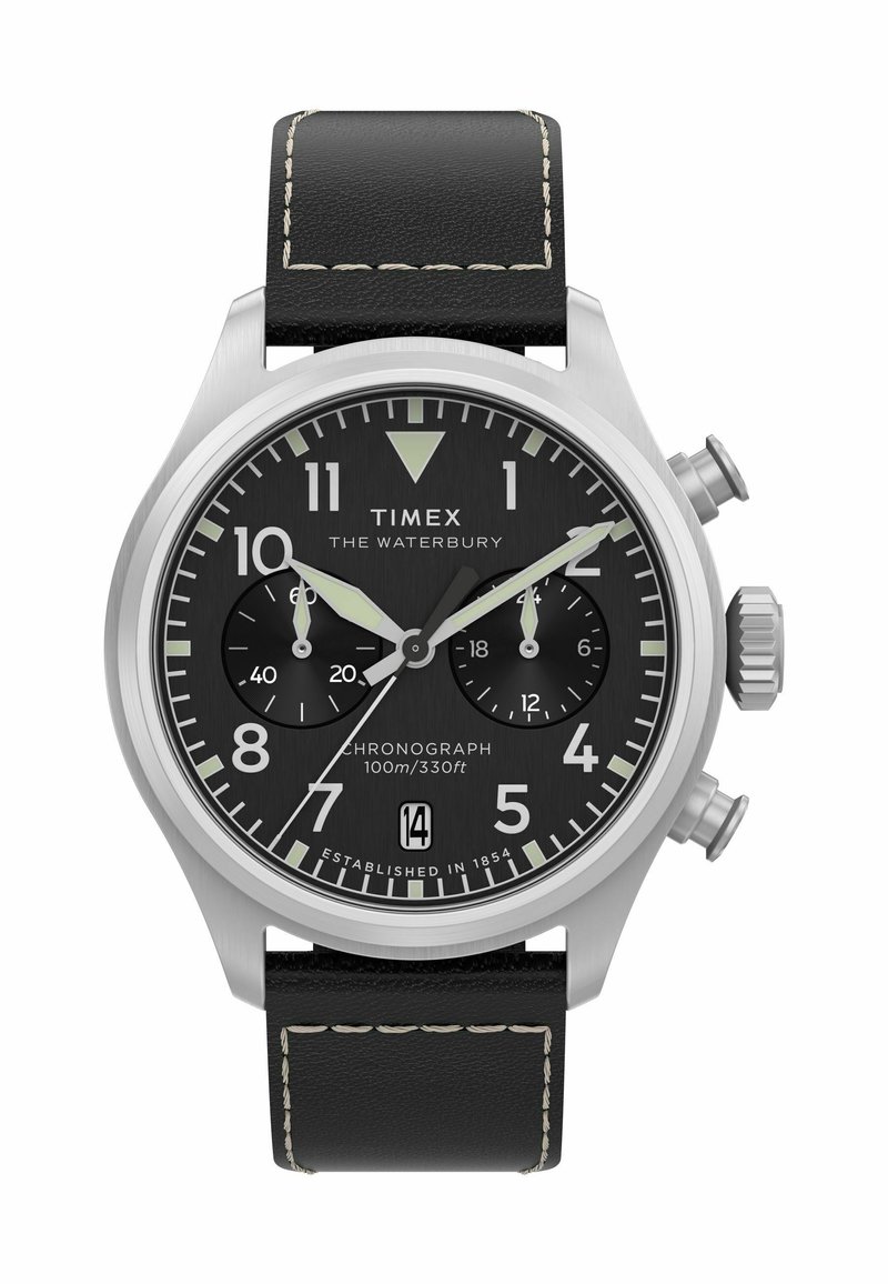 Timex Waterbury kronograaf kellaga must dial, hõbedane korpus, must nahkrihm, kuupäevaaken kell 6 juures ja kaks alatsüklit.