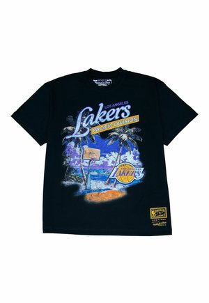 Black T-shirt with Los Angeles Lakers text, palm trees, basketball hoop, and court with ocean background in blue and orange tones.