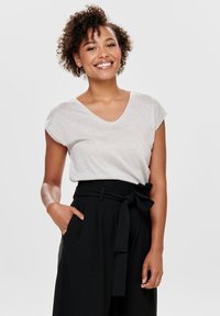 ONLY ONLSILVERY V NECK NOOS - T-shirt basic - sepia rose