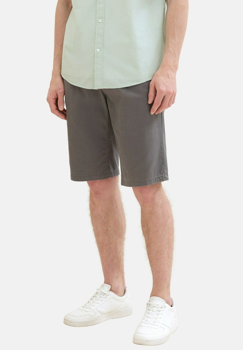 TOM TAILOR Shorts - grey structure print
