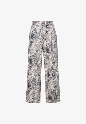 Pantalon large en imprimé serpent, présentant un schéma de couleurs beige et noir, fabriqué à partir d'un tissu lisse avec une fermeture à bouton.