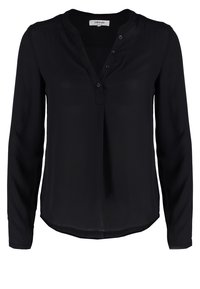 Chemise noire à manches longues en tissu léger avec une patte de boutonnage, col rond et texture lisse. Design simple et classique sans motifs.