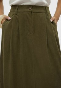 Vero Moda VMVILJA HOHE TAILLE  - Trapecinis sijonas - olive night