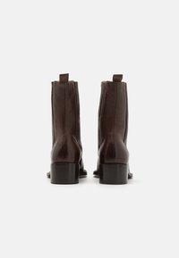 Pavement SHANI - Bottines - brown