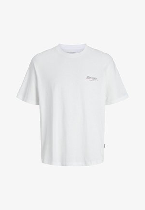 T-shirt en coton blanc avec une coupe décontractée, des manches courtes, un col rond et un petit motif graphique en rouge et noir sur le côté gauche de la poitrine.