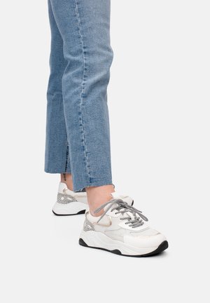 Trainers - white with combination