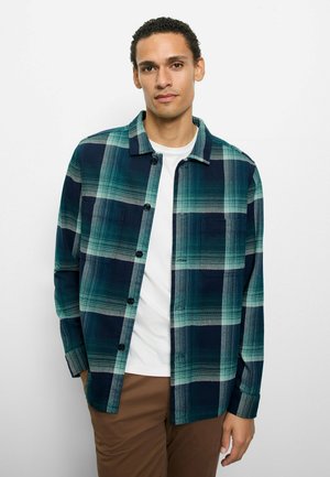 CASUAL, KENT - Hemd - smaragd