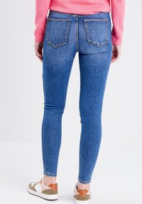 Cache Cache MIT HOHER TAILLE - Jeans Skinny Fit - denim stone