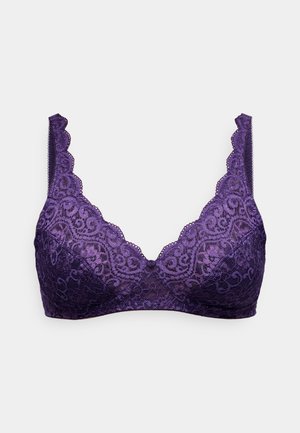Violett pitämättömällä liivillä, jossa on taitettu reuna, kukkakuosi ja koristeellinen nappi keskellä etuosaa. Säädettävät olkaimet ja langattomuus.