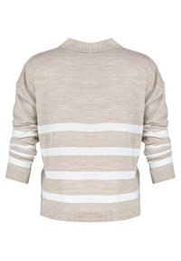 Pull beige en maille avec des rayures horizontales blanches au dos et aux manches, avec un col et des poignets côtelés.