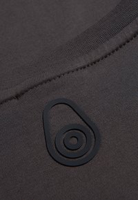 Sail Racing LOGO BOWMAN - Jednoduché tričko - asphalt