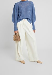 JUST FEMALE Svetr - blue
