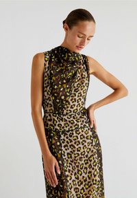 Scalpers Rochie maxi - khaki
