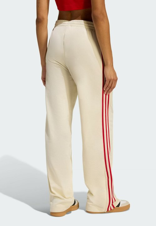 adidas FIREBIRD LOOSE - Tracksuit bottoms - cream white better scarlet — photo 2