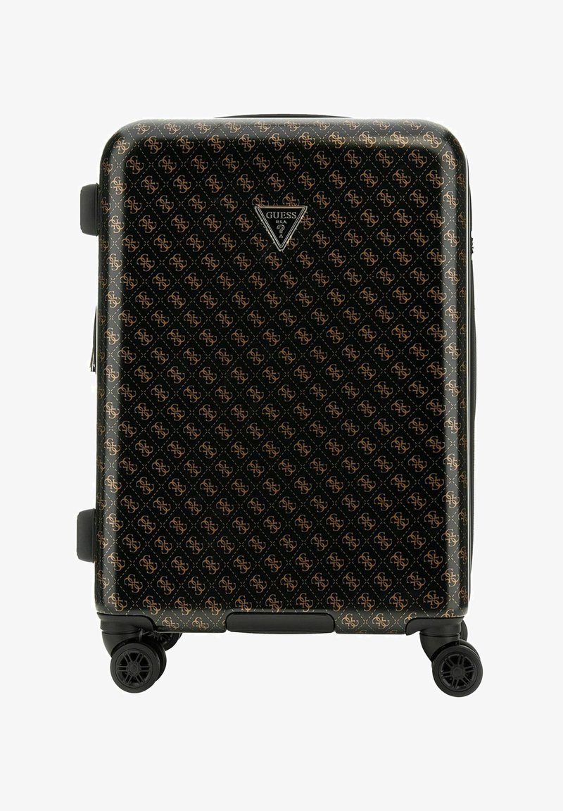 Valigia rigida nera con motivo a logo dorato, emblema del marchio triangolare e quattro ruote nere per la mobilità. Texture liscia e lucida.