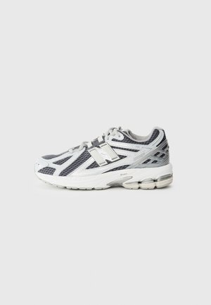 GC1906 UNISEX - Tenisky - white