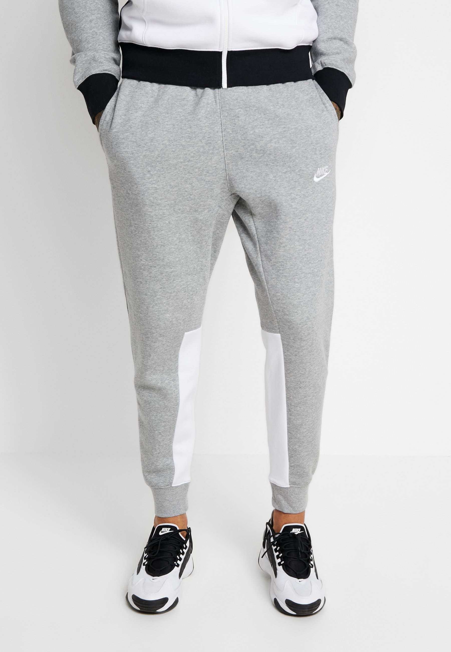 survêtement nike gris femme