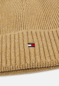 Tommy Hilfiger ESSENTIAL FLAG UNISEX - Mütze - desert khaki melange