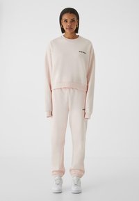 9N1M SENSE ESSENTIAL CROPPED  - Mikina - pink