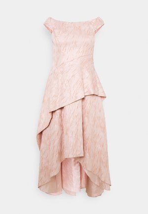 TEXTURED DRAPED GOWN - Abito da sera - blush