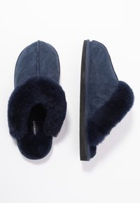Shepherd JESSICA Slippers dark blue Zalando