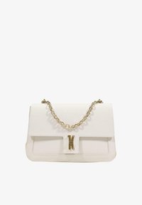 Selezionato, sour cream