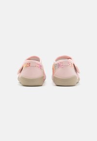 Wheat BEACH SHOE SHAWN UNISEX - Papuče - rainbow