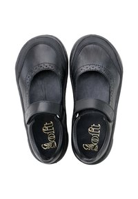 Zapatos Mary Jane de cuero negro con puntera redondeada, detalles perforados y correa ajustable. Forro suave para mayor comodidad.