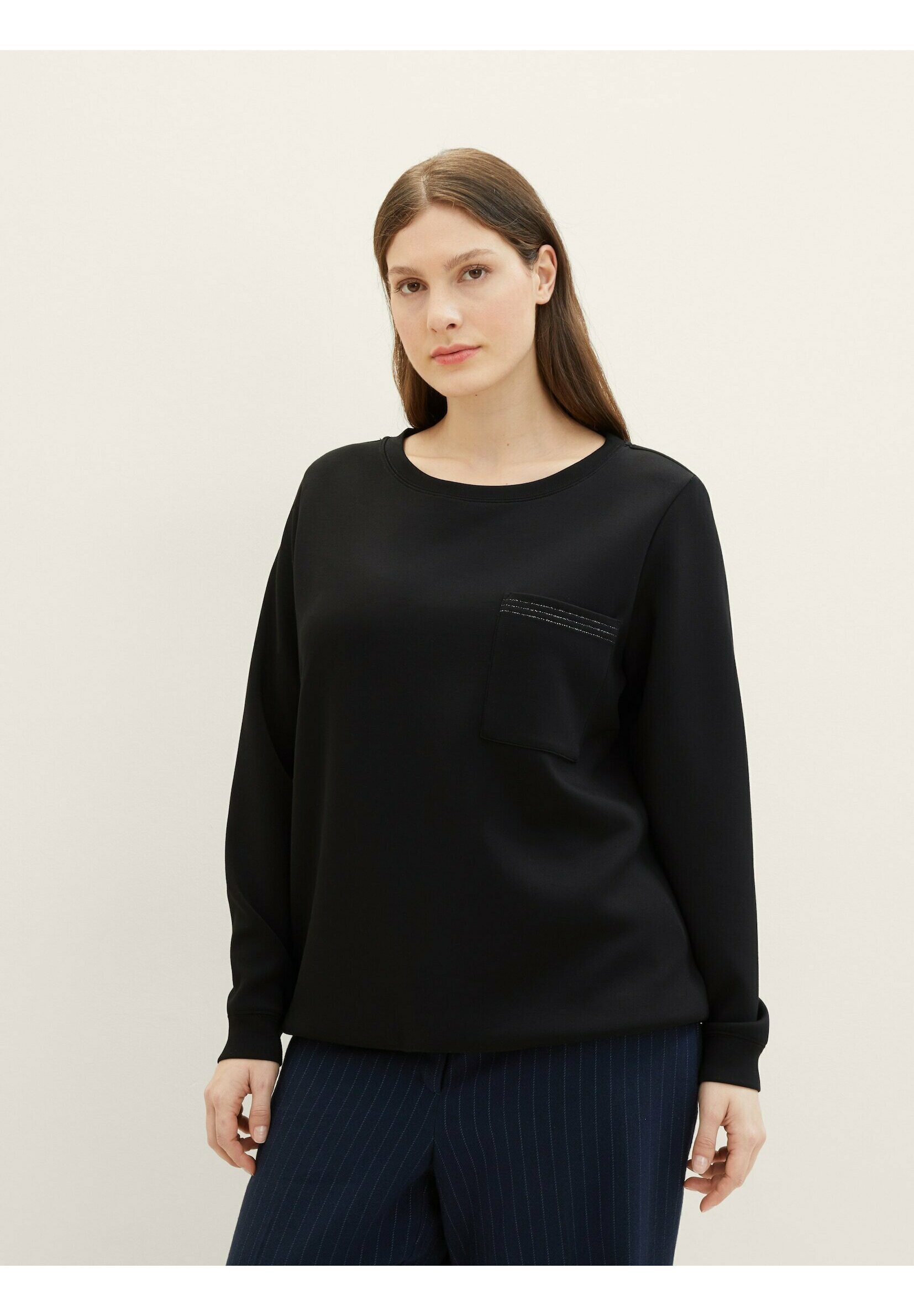 Sweat-shirt Femme Ulla Popken à Col V - Imprimé Flocons De Neige Métallique, Manches Longues, Doux Et Chaud - 2