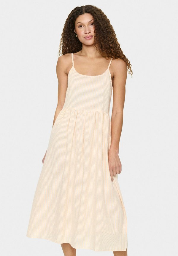 KIRA - Freizeitkleid - apricot nectar