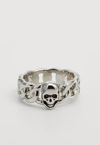 Silver chain ring featuring a central skull design, with an alternating chain link pattern and a polished finish.