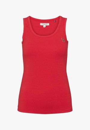 Czerwona prążkowana koszulka bez rękawów, wykonana z lekkiego materiału. Posiada okrągły dekolt oraz małe haftowane logo na piersi.